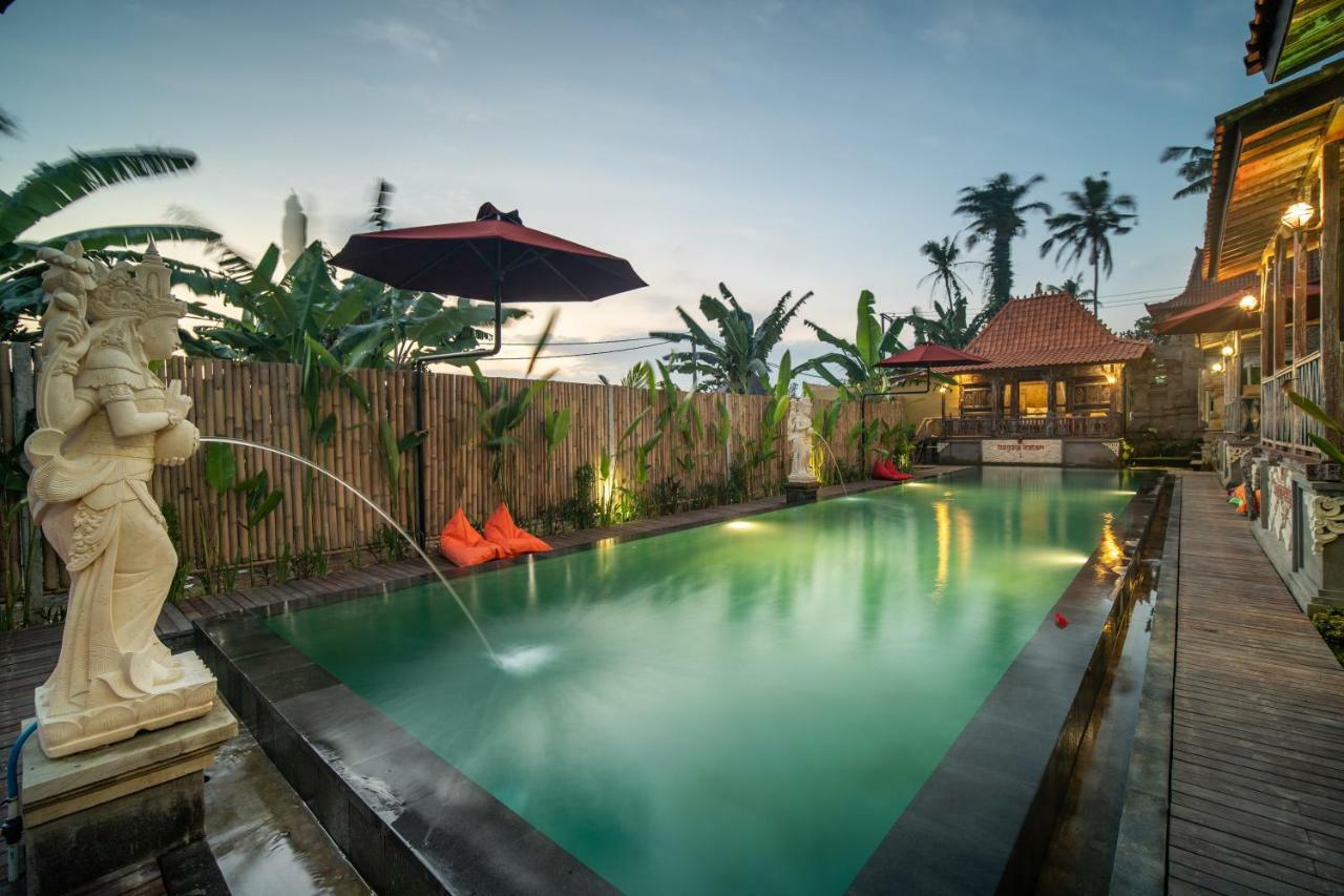 Ubud Lestari Villa Exterior foto